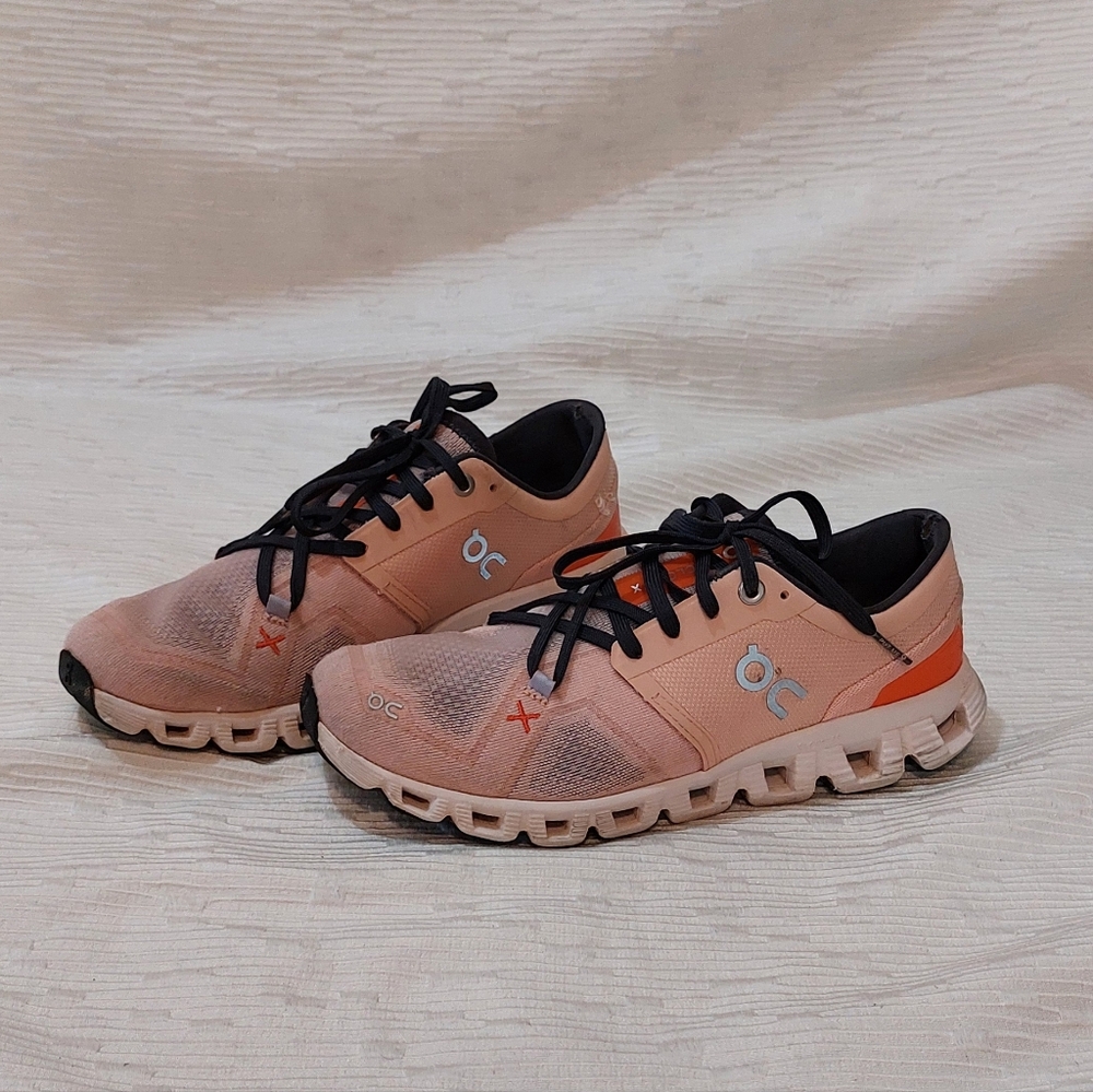 On Running Women's Peach and Orange Cloudswift Sneakers